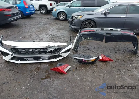 2024 Hyundai Elantra Limited из США, поврежденный, VIN KMHLP4DG3RU687130